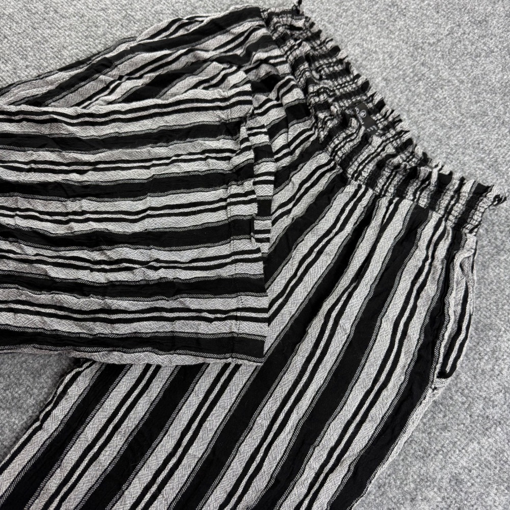 Volcom Wide Leg Pants Medium Black White Striped Smocked Waist Women
